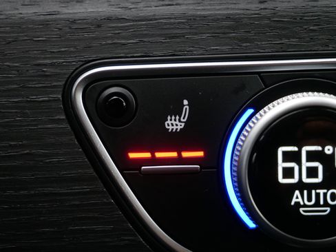 Used 2022 Audi A4 2.0T Prestige w/ Prestige Package image 31