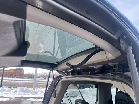 Used 2013 Nissan Armada Platinum image 13