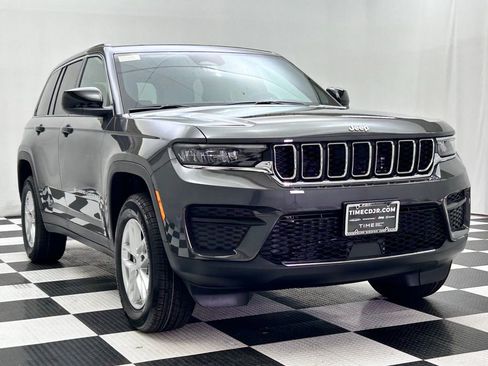 New 2025 Jeep Grand Cherokee Laredo X image 2