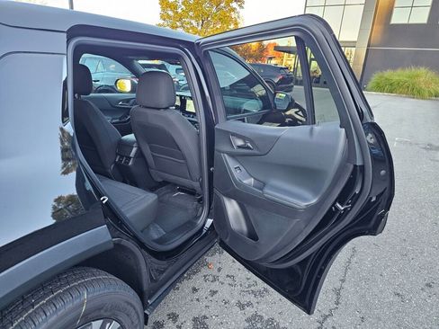 New 2026 Chevrolet Equinox LT image 24