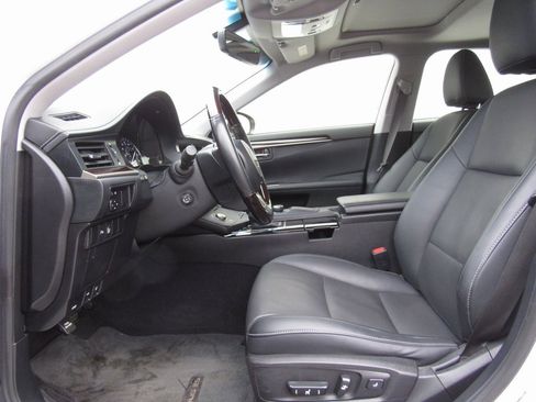 Used 2016 Lexus ES 350 image 9