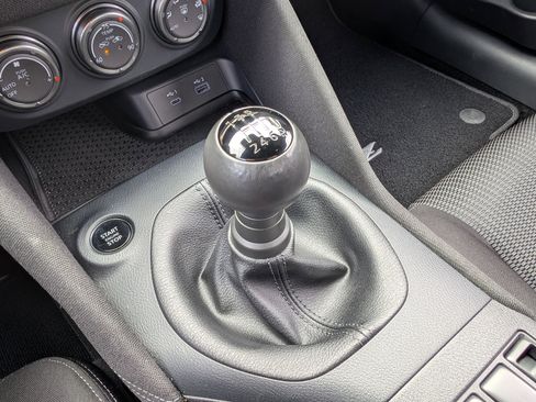 Used 2024 Nissan Z Sport w/ Floor Mat Package image 29