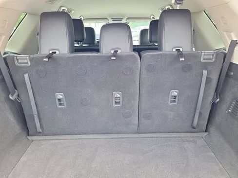 Used 2024 Nissan Pathfinder SL w/ Cargo Package FWD image 9