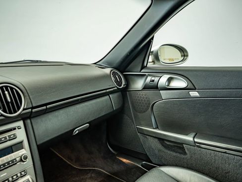 Used 2007 Porsche Cayman RWD image 36