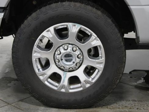 Used 2021 Ford F250 Lariat w/ Lariat Ultimate Package image 22