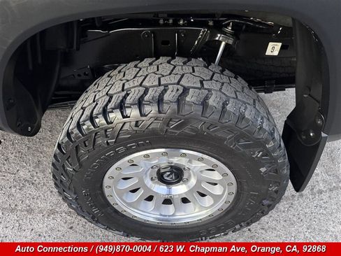 Used 2017 Toyota Tacoma TRD Off-Road w/ Tow Package (A/T) image 37