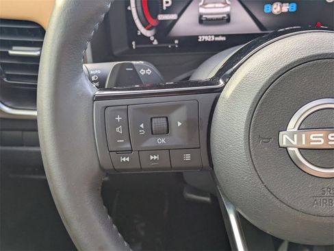 Used 2023 Nissan Rogue Platinum w/ Platinum Premium Package image 16