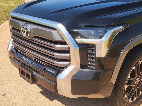 Used 2024 Toyota Tundra Limited w/ Power Package AWD/4WD image 10