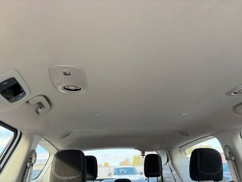 Used 2023 Chrysler Voyager LX FWD image 24