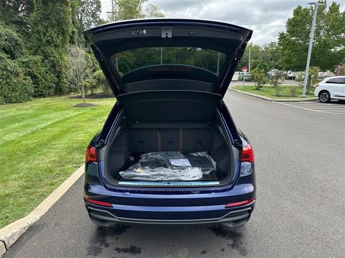 New 2025 Audi Q3 2.0T Premium image 32