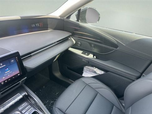 New 2026 Lincoln Nautilus Premier w/ Equipment Group 102A AWD/4WD image 17