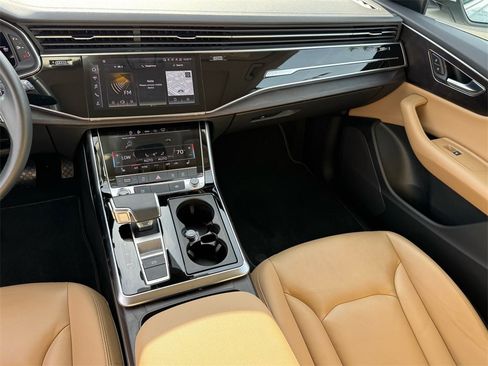 Used 2023 Audi Q8 Premium w/ Convenience Package image 16