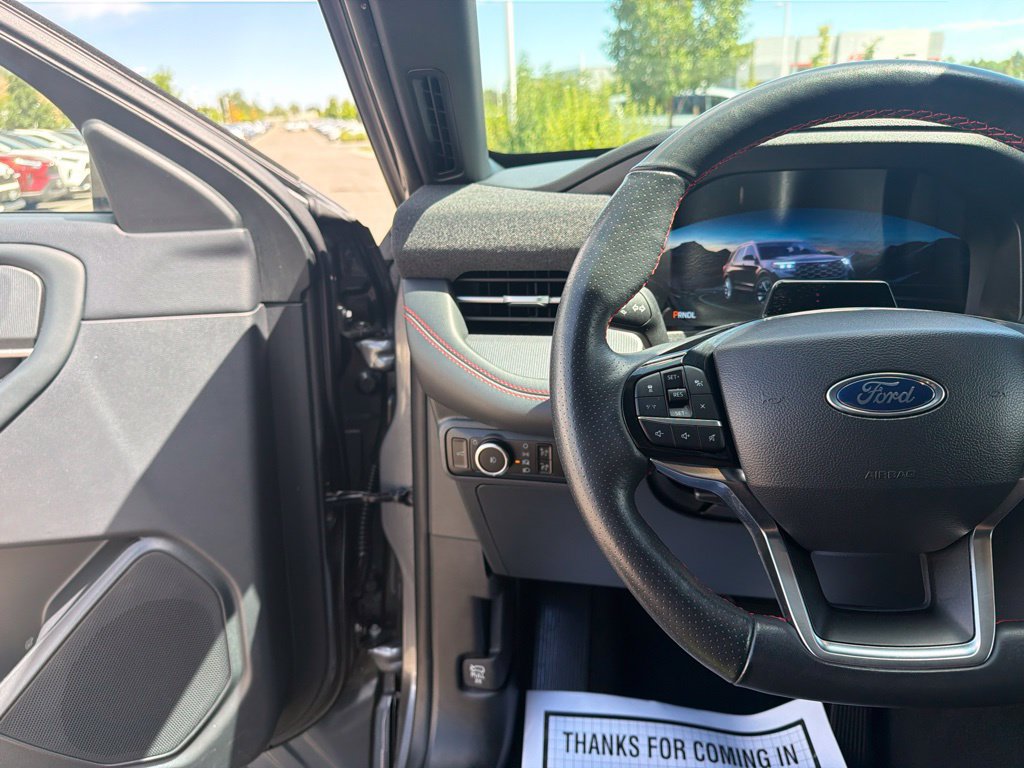 Used 2025 Ford Explorer ST-Line AWD/4WD image 26