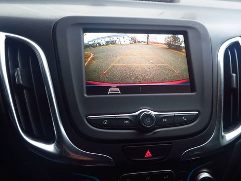 Used 2019 Chevrolet Equinox LT FWD image 11