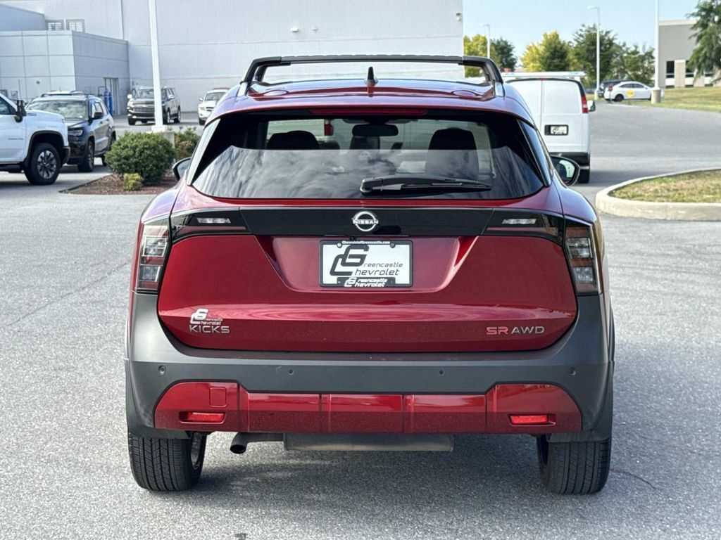 Used 2026 Nissan Kicks SR w/ SR Premium Package AWD/4WD image 26