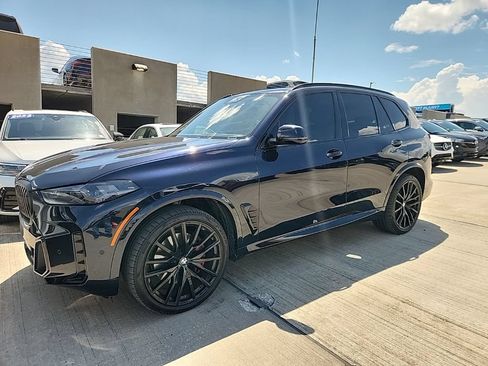 Used 2025 BMW X5 sDrive40i w/ M Sport Package RWD image 1