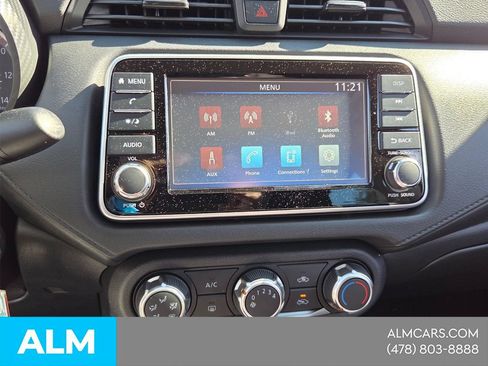 Used 2025 Nissan Versa S w/ Trunk Package FWD image 22