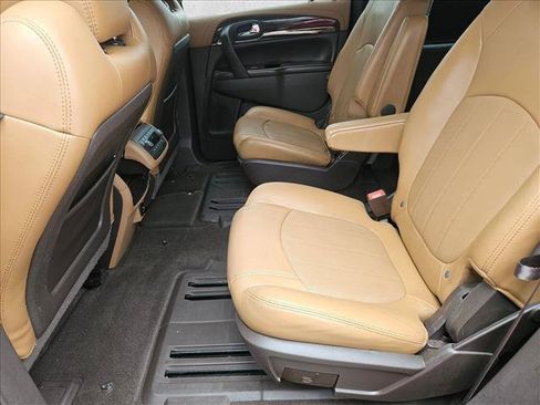 Used 2017 Buick Enclave Leather w/ Enclave Tuscan Edition FWD image 20