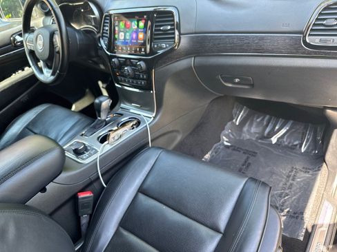 Used 2021 Jeep Grand Cherokee High Altitude AWD/4WD image 25