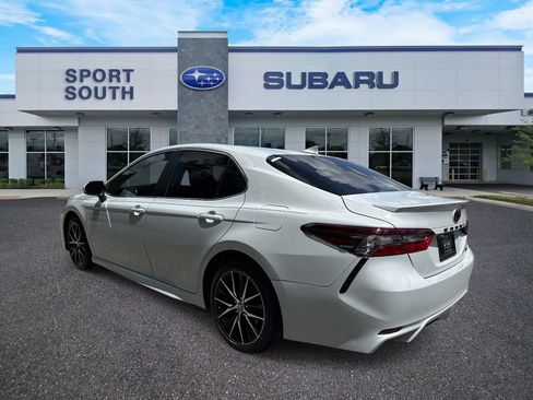 Used 2024 Toyota Camry SE FWD image 5