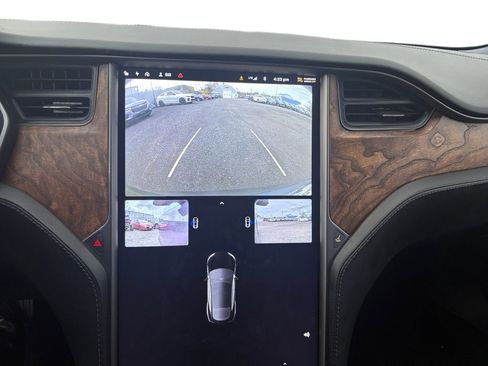 Used 2020 Tesla Model S Long Range Plus image 30