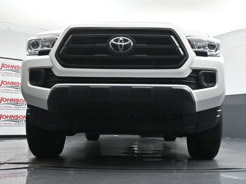 Used 2022 Toyota Tacoma SR w/ SR Convenience Package AWD/4WD image 30