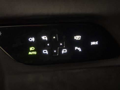 Used 2024 Ferrari Purosangue image 43