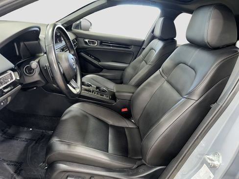 Used 2025 Honda Civic Sport Touring image 2