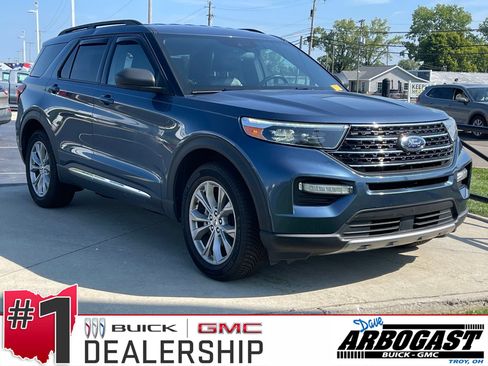 Used 2020 Ford Explorer XLT w/ Equipment Group 202A AWD/4WD image 1