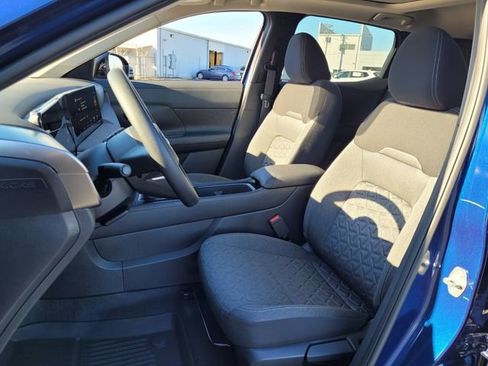 New 2026 Nissan Kicks SV w/ SV Premium Package FWD image 5