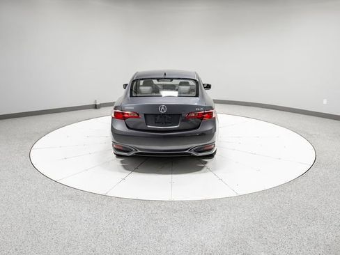Used 2017 Acura ILX FWD image 32