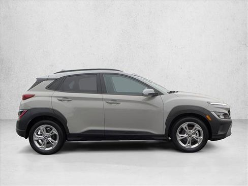 Used 2023 Hyundai Kona SEL w/ Convenience Package image 9