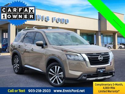 Used 2023 Nissan Pathfinder Platinum w/ Cargo Package