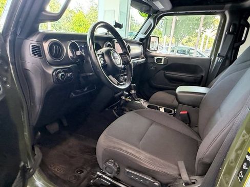 Used 2022 Jeep Wrangler Unlimited Sport AWD/4WD image 11