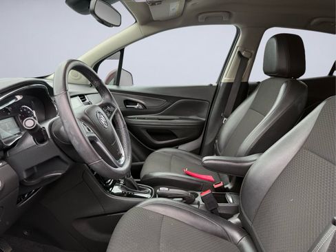 Used 2018 Buick Encore Preferred FWD image 17