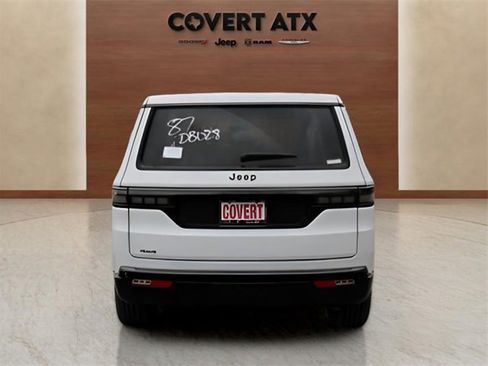 New 2026 Jeep Grand Wagoneer Limited image 4