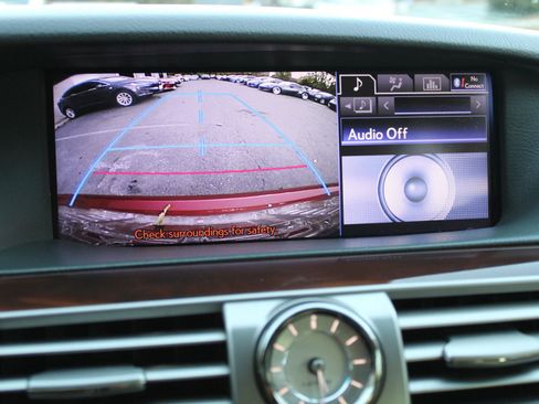 Used 2013 Lexus LS 460 image 17