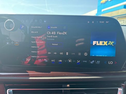 Used 2024 Chevrolet Traverse RS AWD/4WD image 22