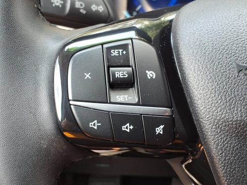Used 2022 Ford Escape SEL w/ Technology Package AWD/4WD image 11