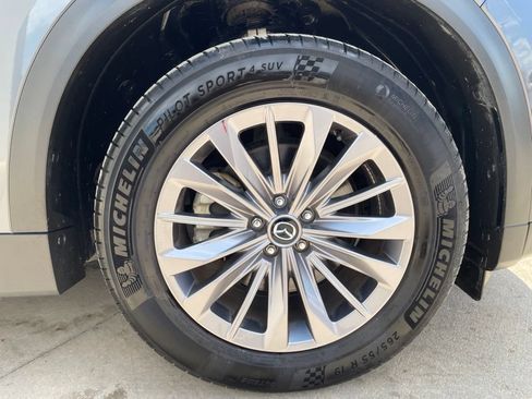 Certified 2025 MAZDA CX-90 3.3 Turbo w/ Preferred Package AWD/4WD image 32