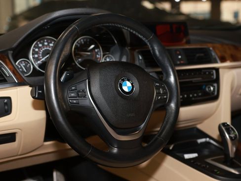 Used 2019 BMW 430i xDrive Convertible w/ Convenience Package image 12