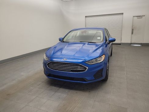 Used 2020 Ford Fusion SE image 15