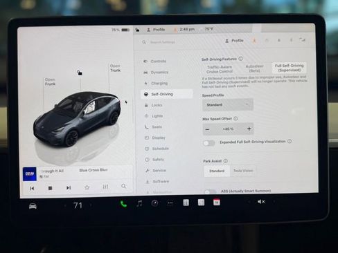 Used 2022 Tesla Model Y Long Range AWD/4WD image 27