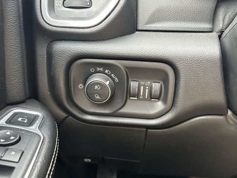 Used 2020 RAM 3500 Laramie AWD/4WD image 8