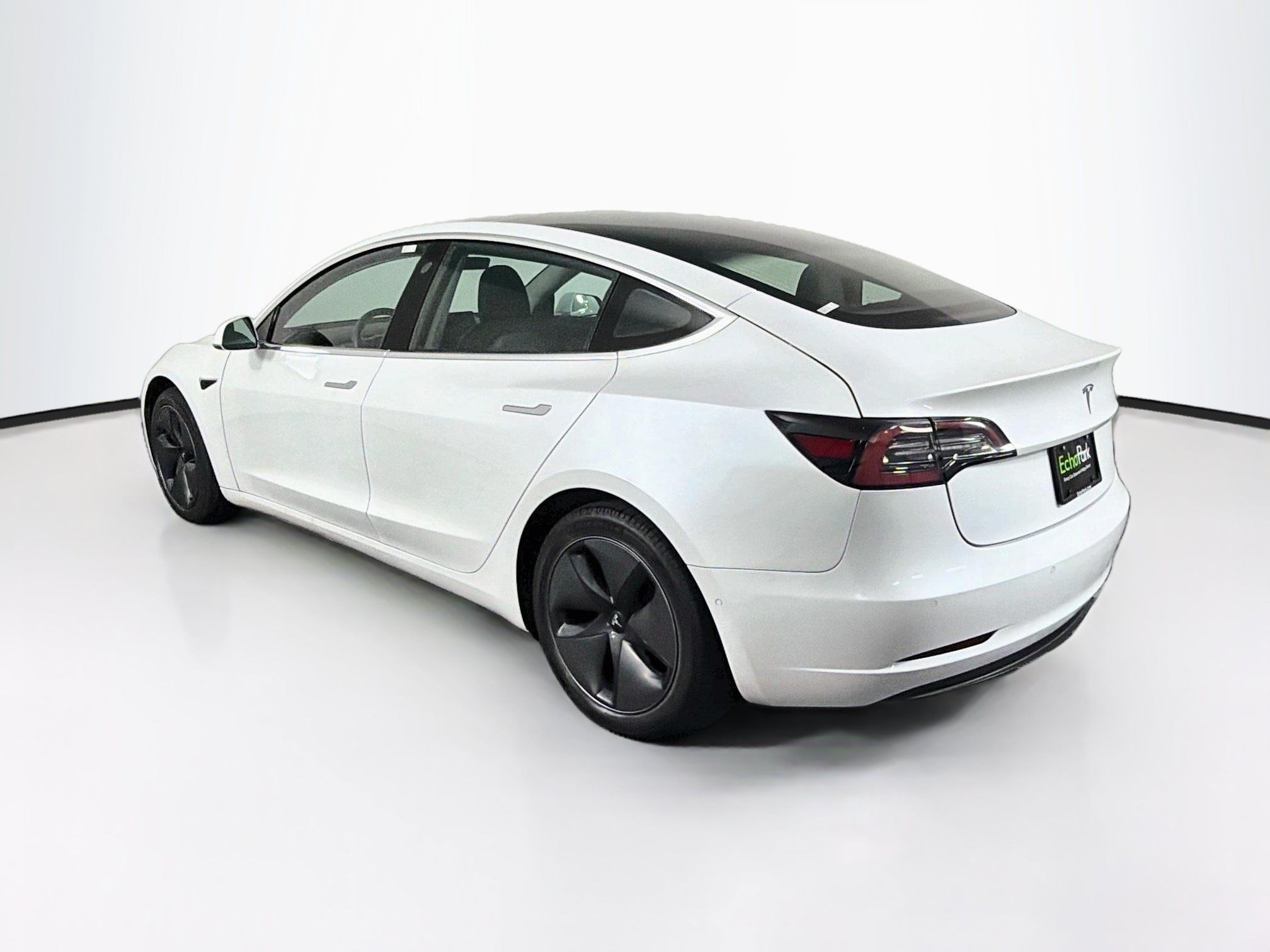 Used 2020 Tesla Model 3 Standard Range Plus RWD image 5