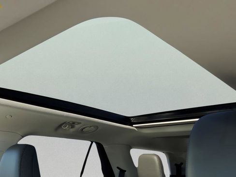 New 2026 Ford Explorer Active w/ Active Comfort Package image 34