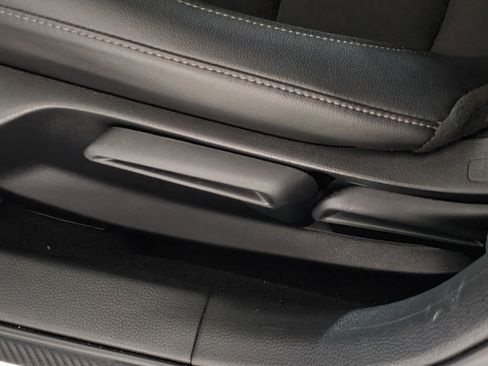 Certified 2025 Honda Civic Sport image 18