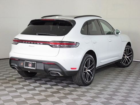 Used 2025 Porsche Macan image 8
