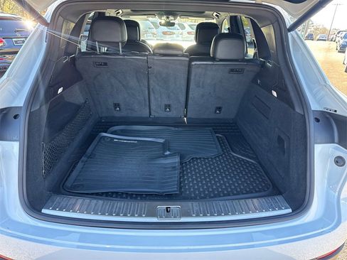 Used 2019 Porsche Cayenne image 18