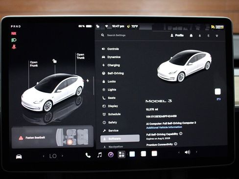 Used 2023 Tesla Model 3 Standard Range RWD image 27